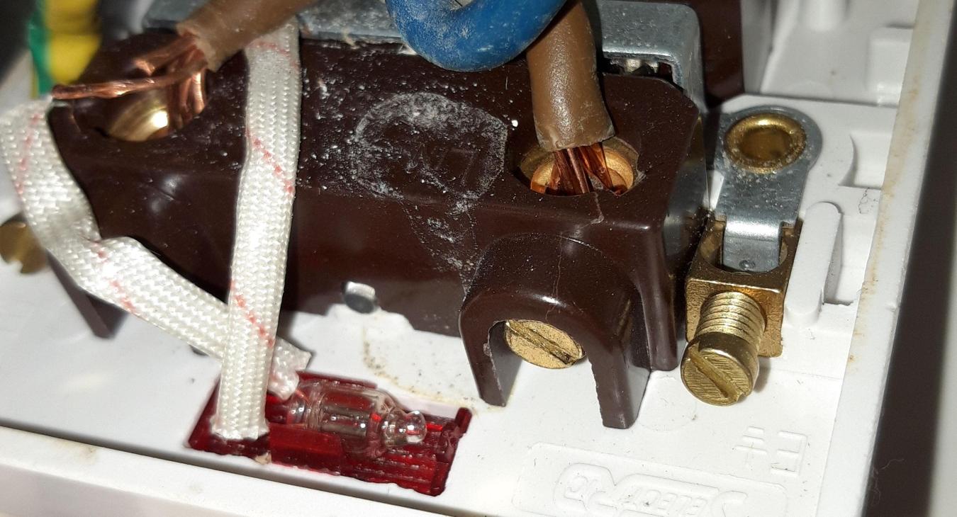 EICR Electrician Finds Pull Chord Isolator Wired Up Terribly Wrong in a Landlord Electrical Safety Test!