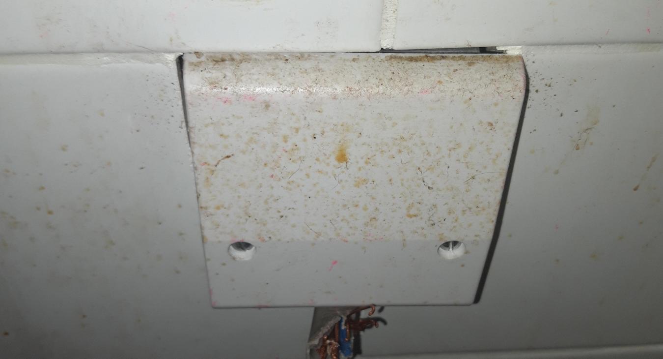 Electrical Hazard Alert: Exposed Conductive Parts at Abandoned Cooker Connection Point in Hoo!