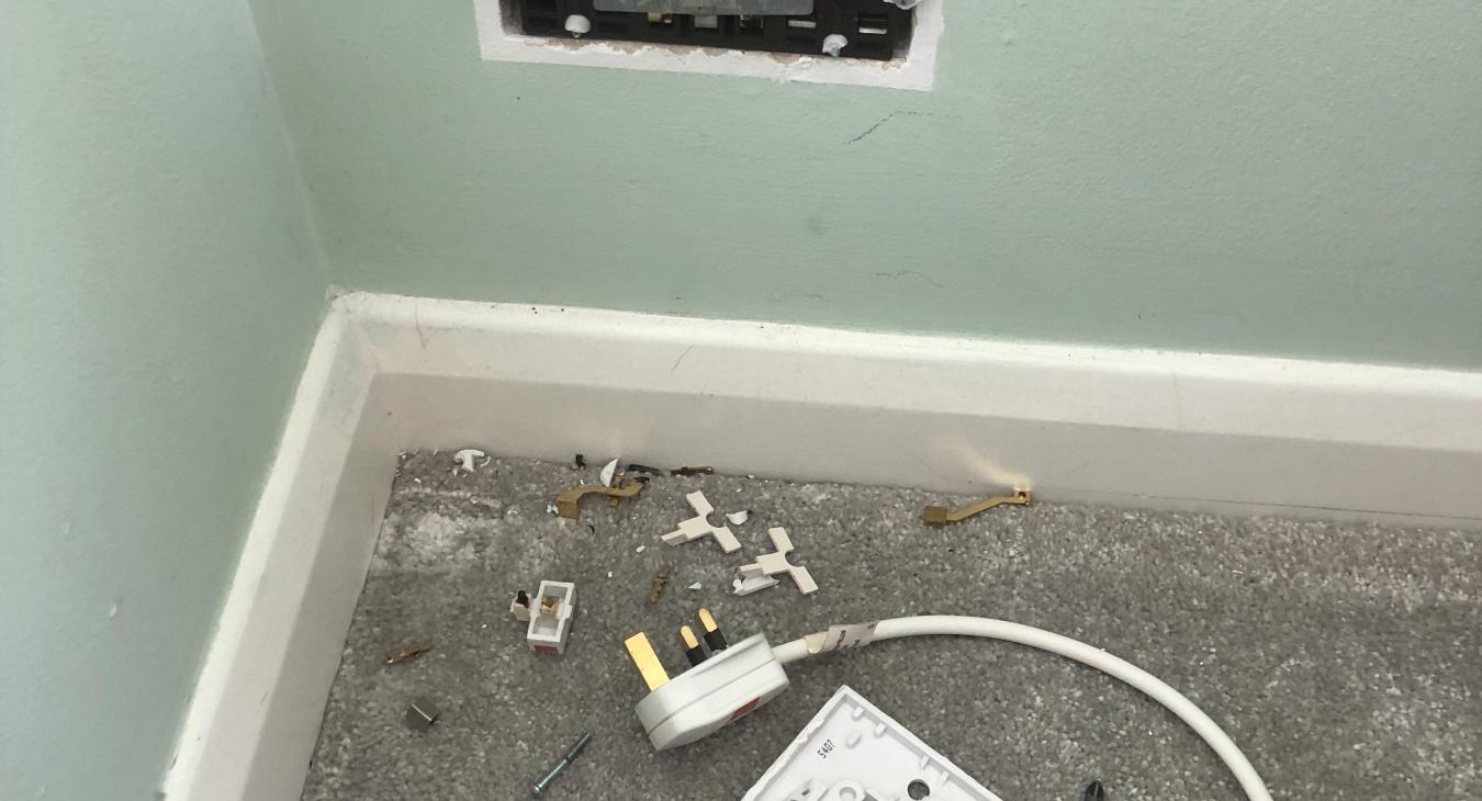 Emergency Electrician in Higham Discovers Disintegrated Socket Causing Tripping Electrics