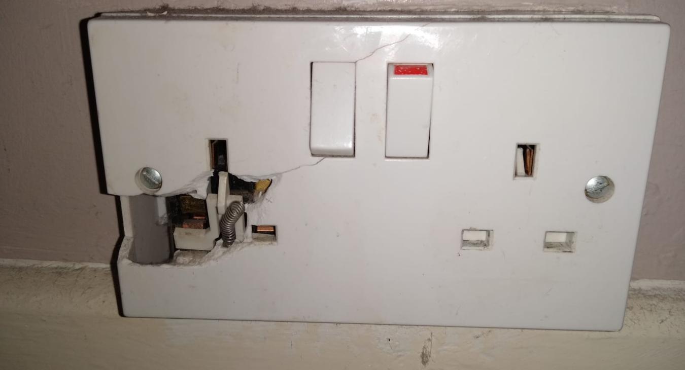Double Socket Replaced by Allington Electrician Quickly Under Their Quick Wins EICR Scheme!